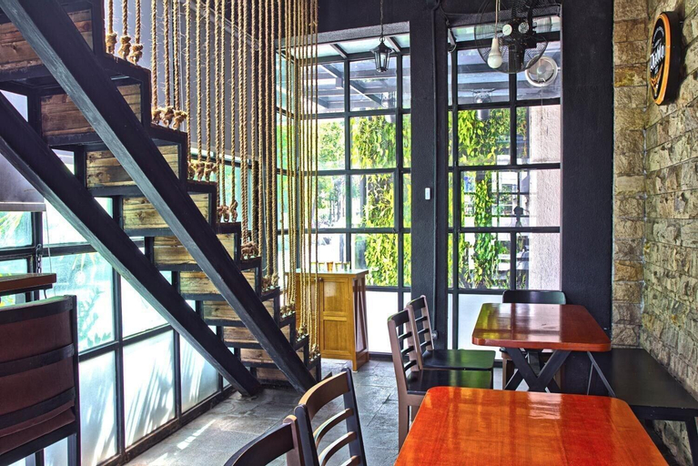 Public Area 3, Fuxion Inn, Central Jakarta