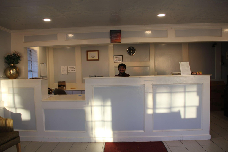 Public Area 3, Sherman Inn, Grayson