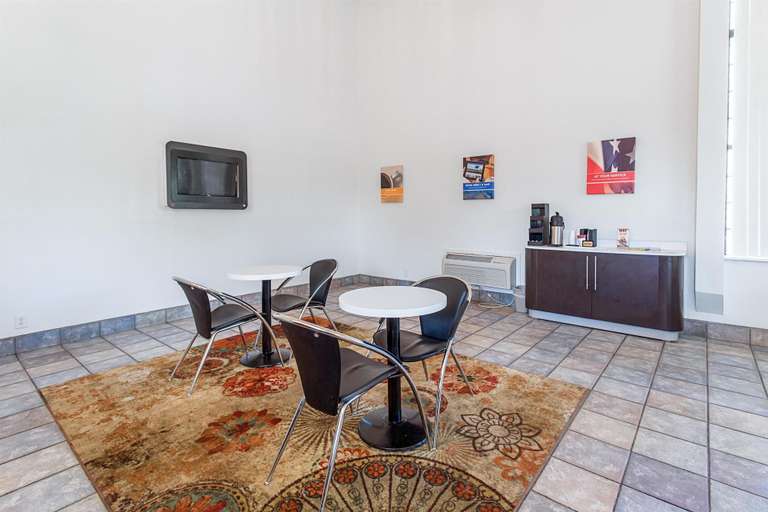 Public Area 2, Studio 6 Suites Cameron Park, CA - Folsom, El Dorado