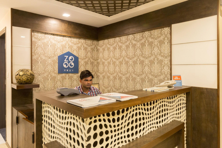 Public Area 3, Hotel Sunday Inn, Jaipur