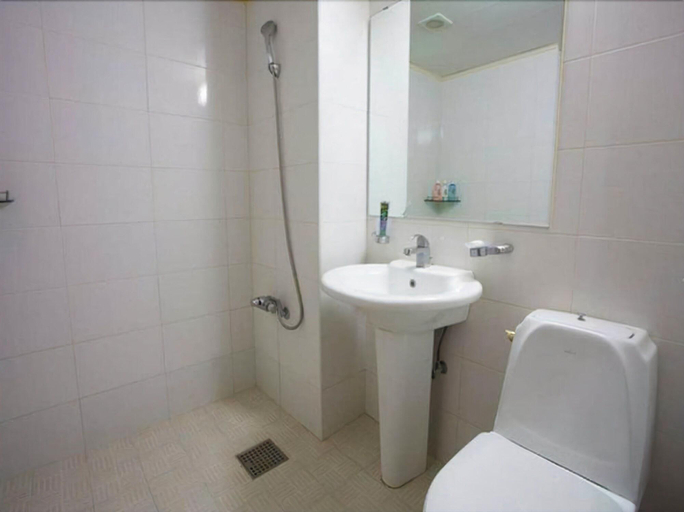 Bathroom, Hue Hotel, Jeongseon