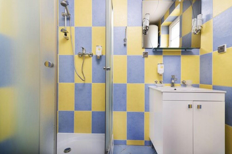 Bathroom 5, Mazurski Raj Hotel Marina & Spa, Pisz