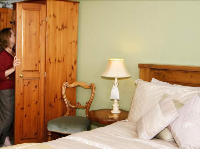 Bedroom 5, The Packhorse Inn, Devon