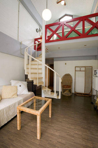 Public Area 2, Surfside Bed & Breakfast, Onna