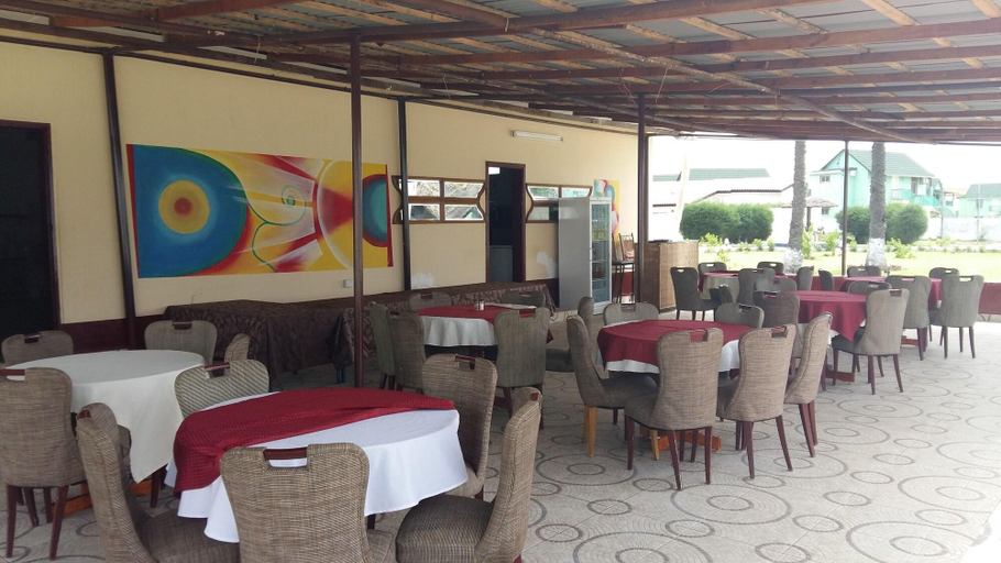 Food & Drinks, Sand Beach Hotel, Kanifing