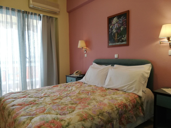 Bedroom 3, Amvrakia Hotel, West Greece