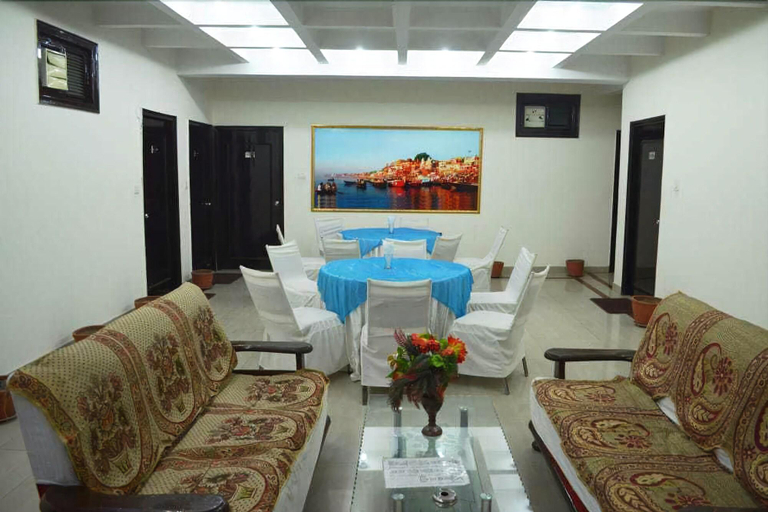 Public Area 2, Hotel Sahu Near Kashi Vishwanath Temple Gate, Varanasi