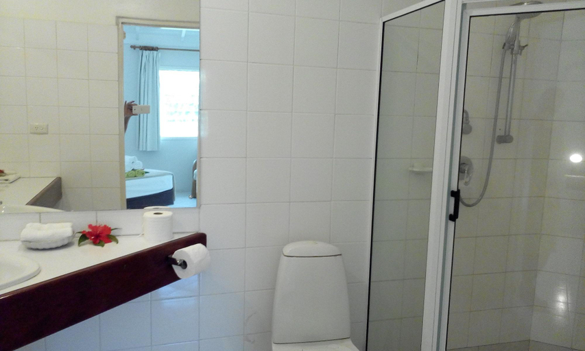 Bathroom 4, Vila Chaumieres, Port Vila