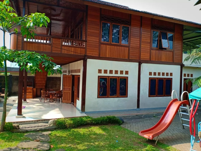 Exterior & Views, Villa Anjung Balak Puncak 4 Bedroom, Bogor