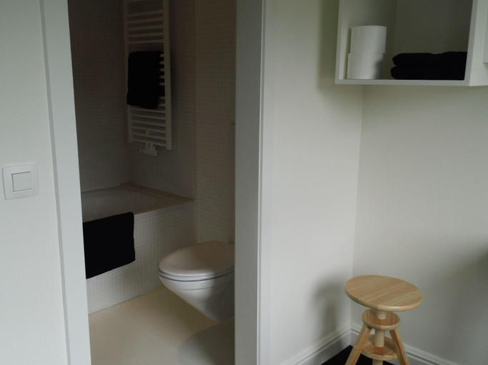 Bedroom 5, Quarante Cinq, Oost-Vlaanderen