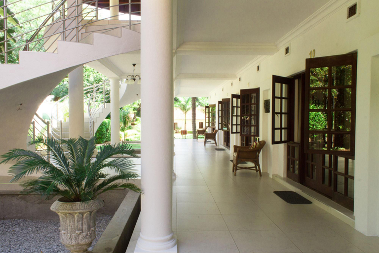 Public Area 2, Motsamai Lodge, Bulawayo