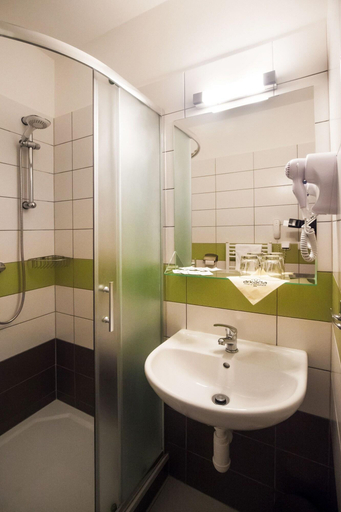 Bathroom 4, Hotel Arkáda, Vyškov