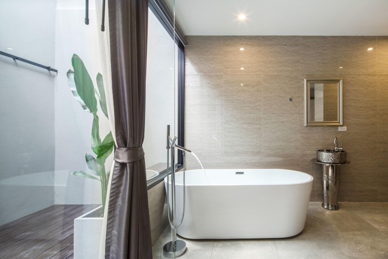 Bathroom 5, The Valen Resort, Lat Phrao
