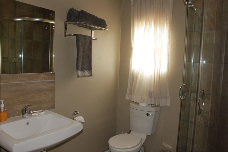 Bathroom 4, khaya4u, Umzinyathi
