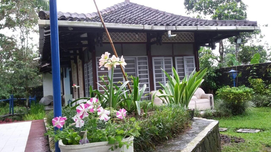 Exterior & Views, Fuji Villa Kaliurang, Sleman