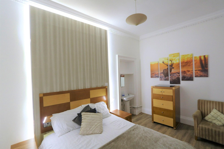 Bedroom 4, The Valentine Townhouse Hotel, Edinburgh