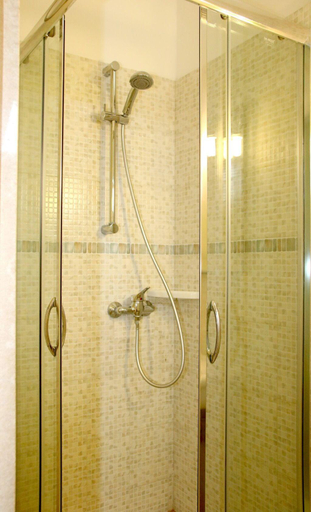 Bathroom 5, Bed and Breakfast L'Aranceto, Brindisi