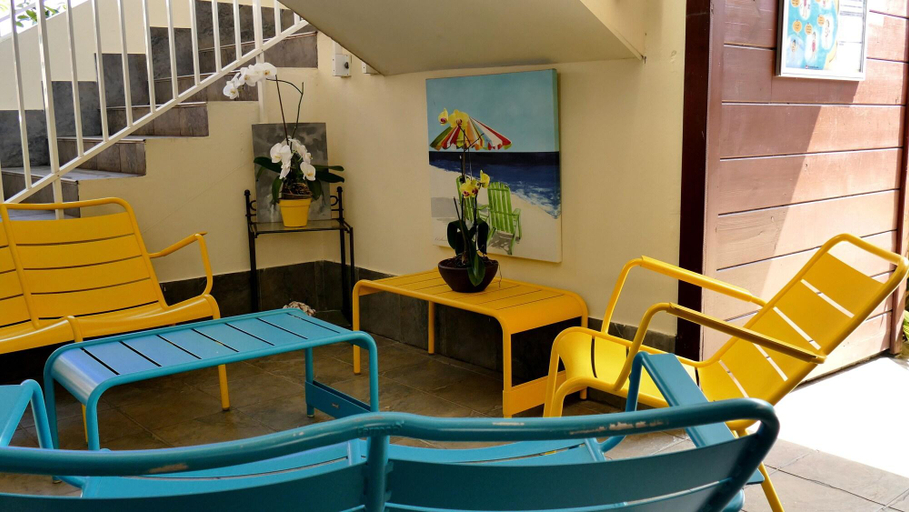 Public Area 3, Le Kervéguen, Saint-Paul