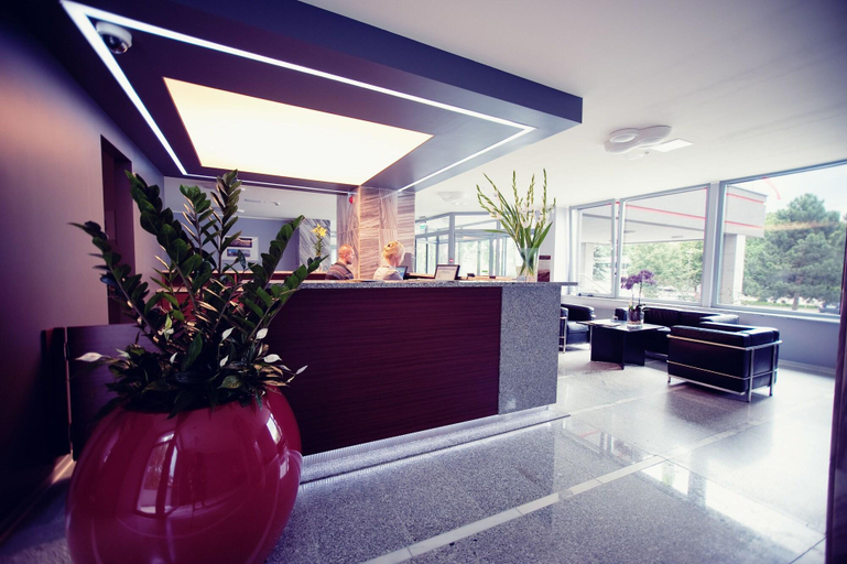 Public Area 2, Hotel Śląsk, Środa Śląska
