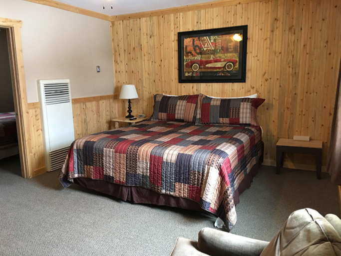 Bedroom 3, Hotel Expedition, Carbon