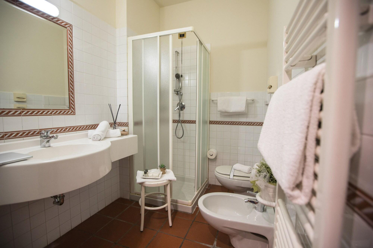 Bathroom 5, Hotel Rio re, Rimini