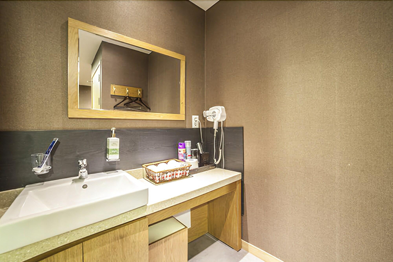 Bathroom 4, Hotel The Hue, Yeongdeungpo