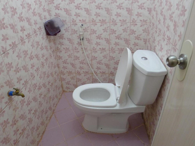 Bathroom 5, Amos Digue Pension House, Puerto Princesa City