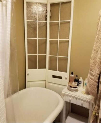 Bathroom 5, Rosen House Inn, Fort Worth