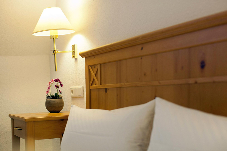 Bedroom 3, Hotel Grünshof, Rhein-Neckar-Kreis