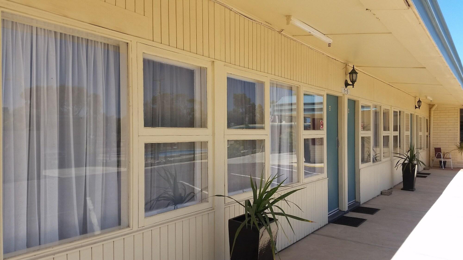 Exterior & Views 2, Ceduna East West Motel, Ceduna