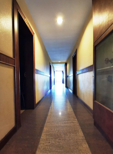 Public Area 2, Oruseeey Hotel, Phnom Penh