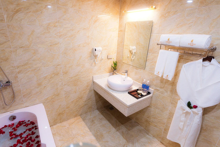 Bathroom 4, Kim Bao Hotel, Hải Dương