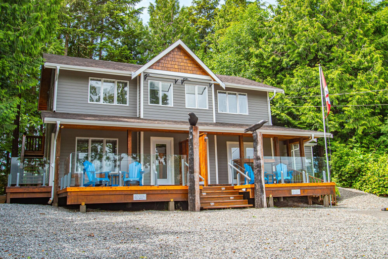Exterior & Views 2, The Francis Boutique Inn, Alberni-Clayoquot