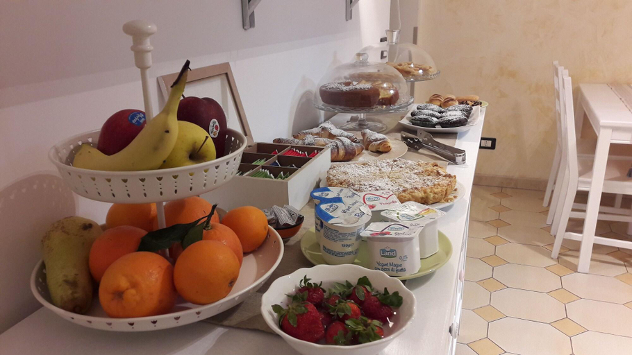 Food & Drinks 4, Dimoramuri B&b, Catania