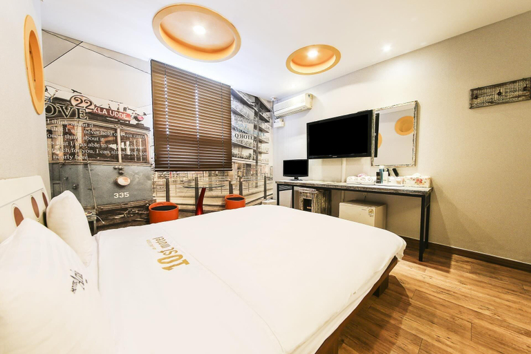 Bedroom 3, Q Hotel, Yongin