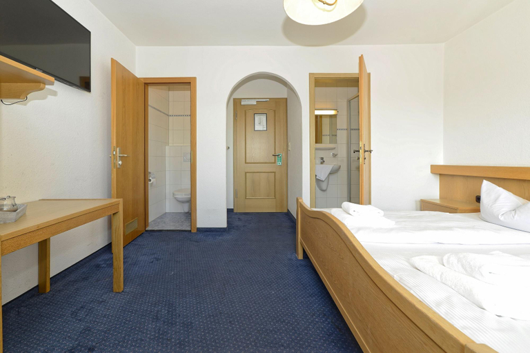 Bedroom 3, Das Gästehaus Unt' am See, Rosenheim