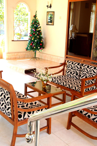 Public Area 3, Holiday Fashion Inn, Negombo