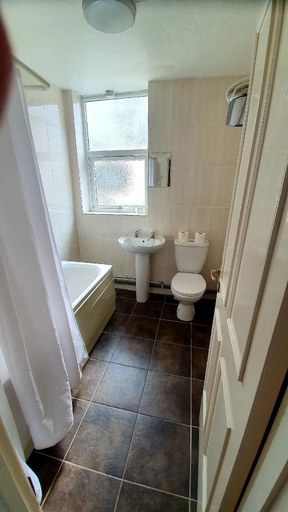 Bathroom 4, Rivelyn Hotel Bar & Restaurant, North Yorkshire