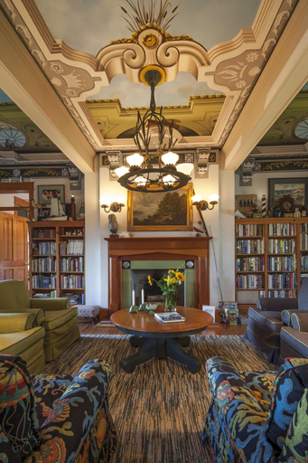 Public Area, Roanoke Island Inn, Dare