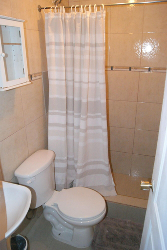 Bathroom 5, Hostal NATIVO, El Loa