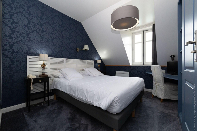 Bedroom 4, Château de la Gressière, Loire-Atlantique