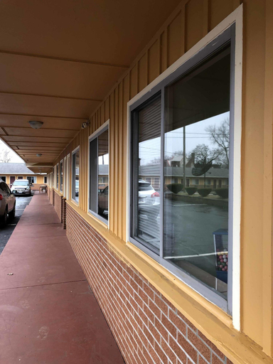 Exterior & Views, Downtown motel, Coshocton