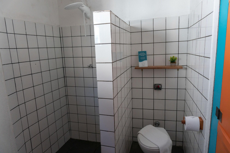 Bathroom 4, Casas do Patio Pousada & Bar, Parati