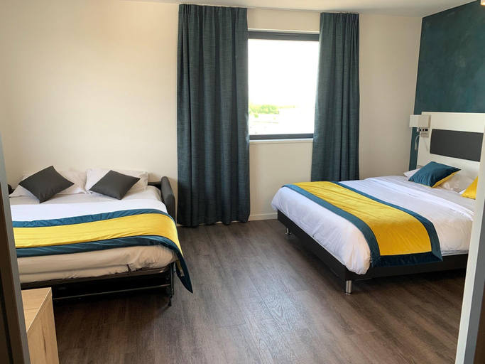 Bedroom 3, B&B HOTEL Brumath Bernolsheim, Bas-Rhin