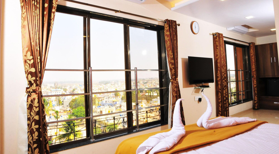 Exterior & Views, Aakash Hotel, Hassan