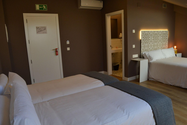 Bedroom 3, Hotel Los Campones, Asturias