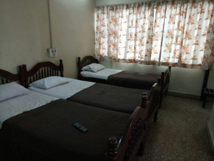 Bedroom 2, Hotel Suprabatha, Bangalore