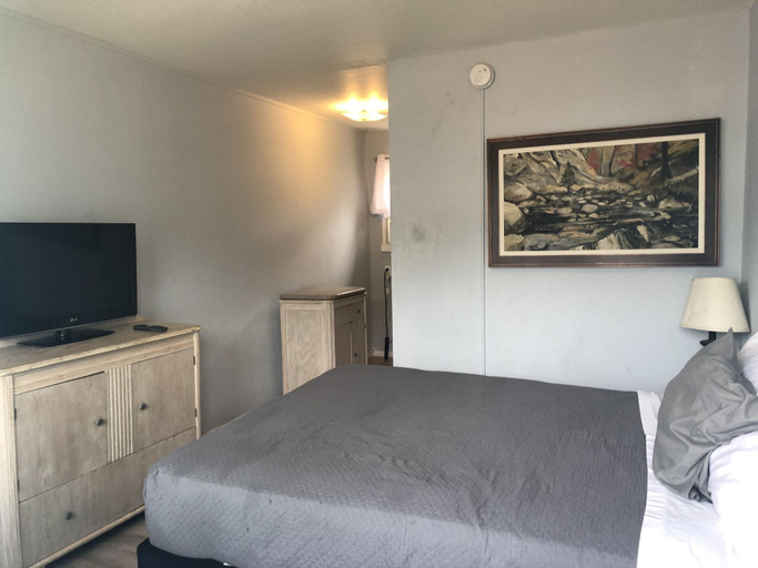 Bedroom 3, La Fun Motel, El Paso