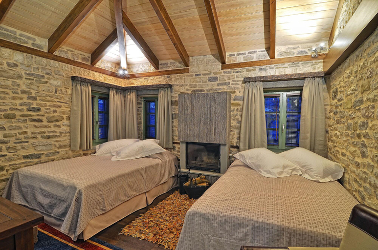 Bedroom 2, Aithrio Guesthouse, Epirus