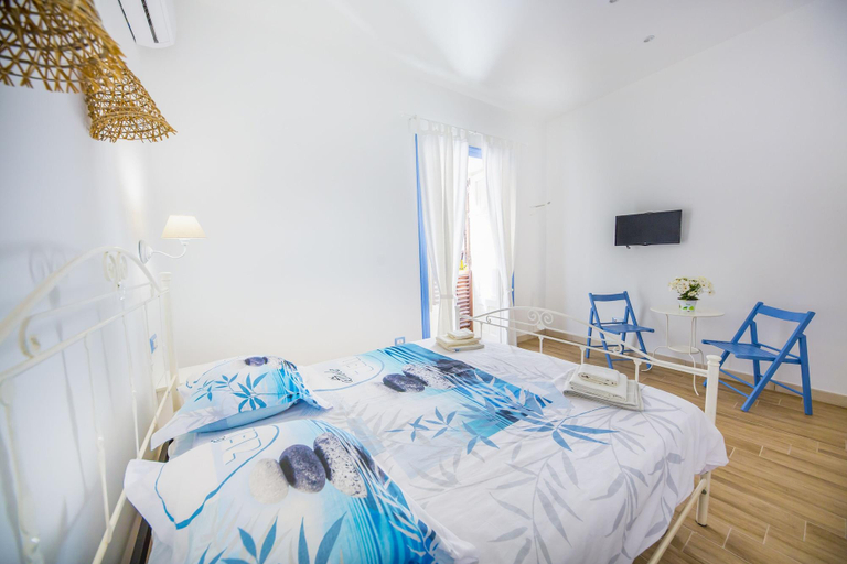Bedroom 2, Dafni e Naide, Palermo